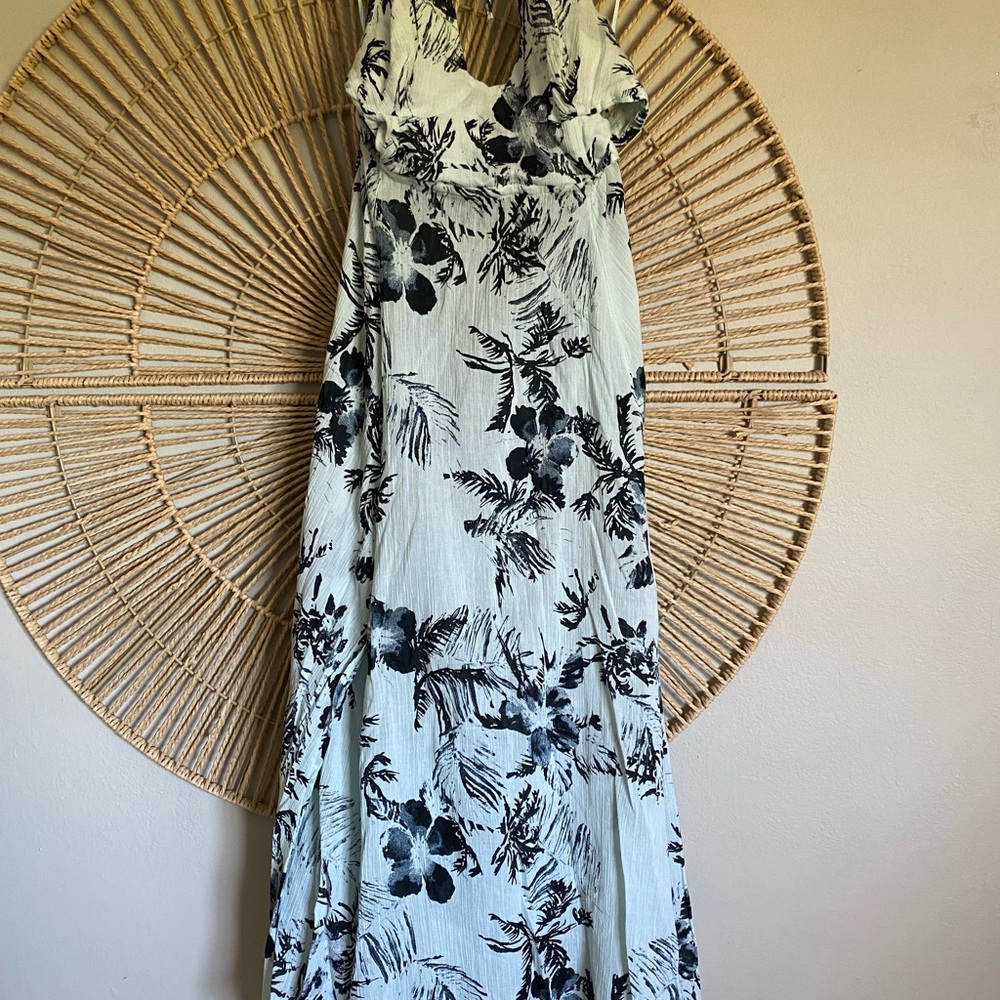 Free People light blue/black Gauze floral  Halter Maxi Dress Cut-out Ties Size L